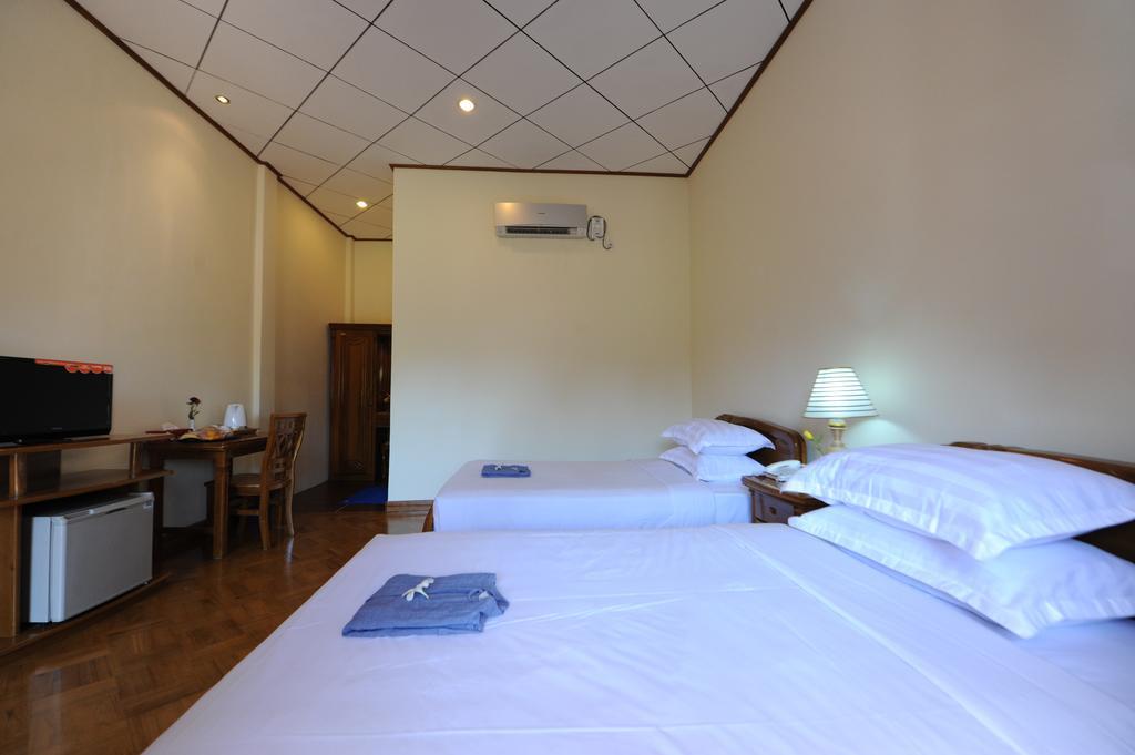 Sky Palace Hotel Bagan Exterior photo