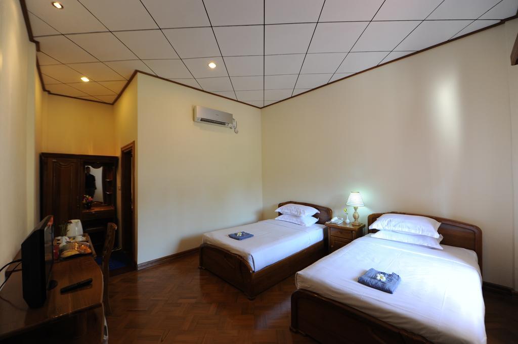 Sky Palace Hotel Bagan Exterior photo