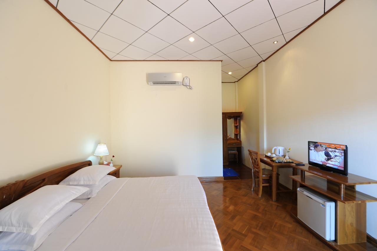 Sky Palace Hotel Bagan Room photo